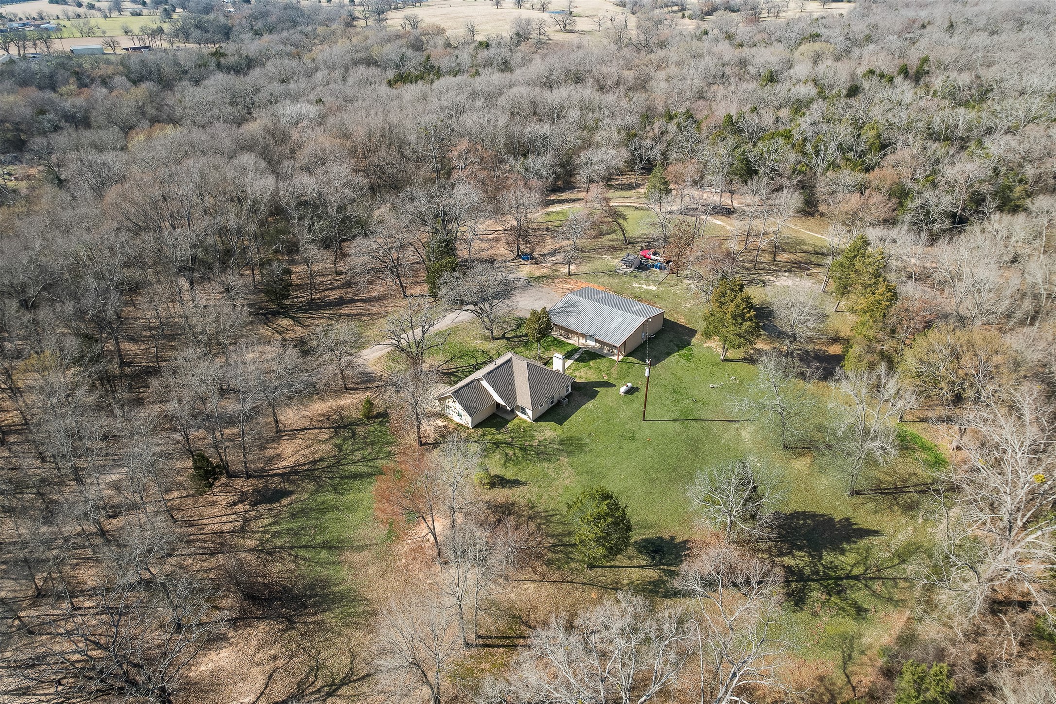8636 ST HWY 31 W