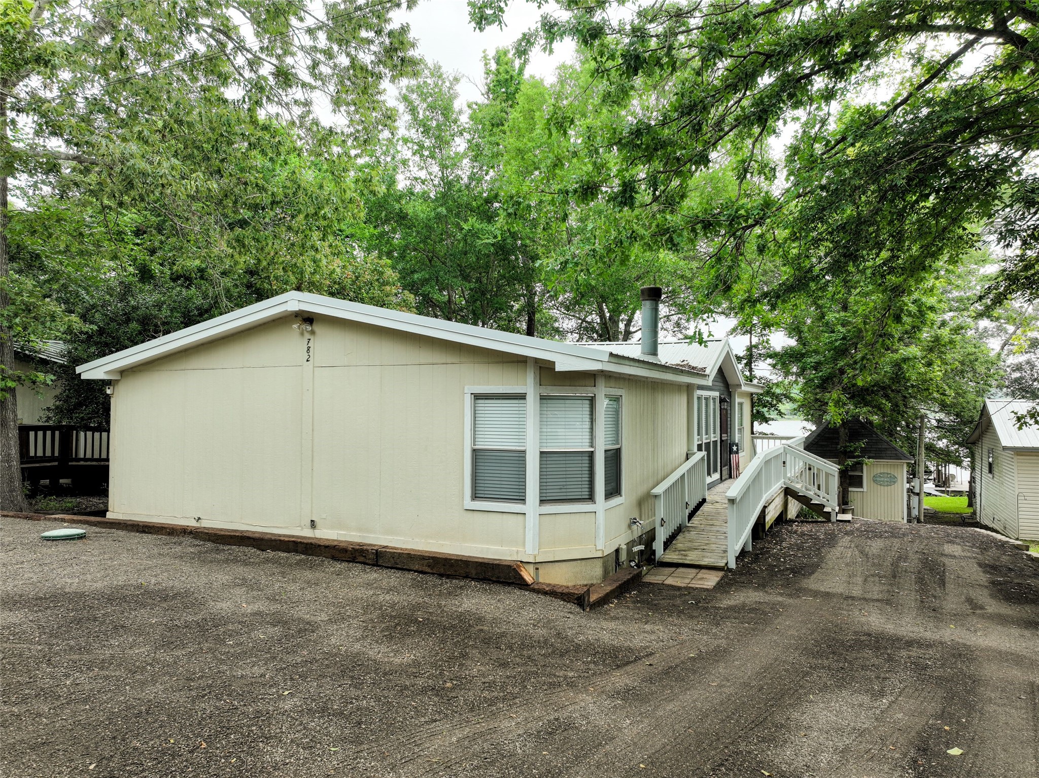 782 Dogwood Trail
