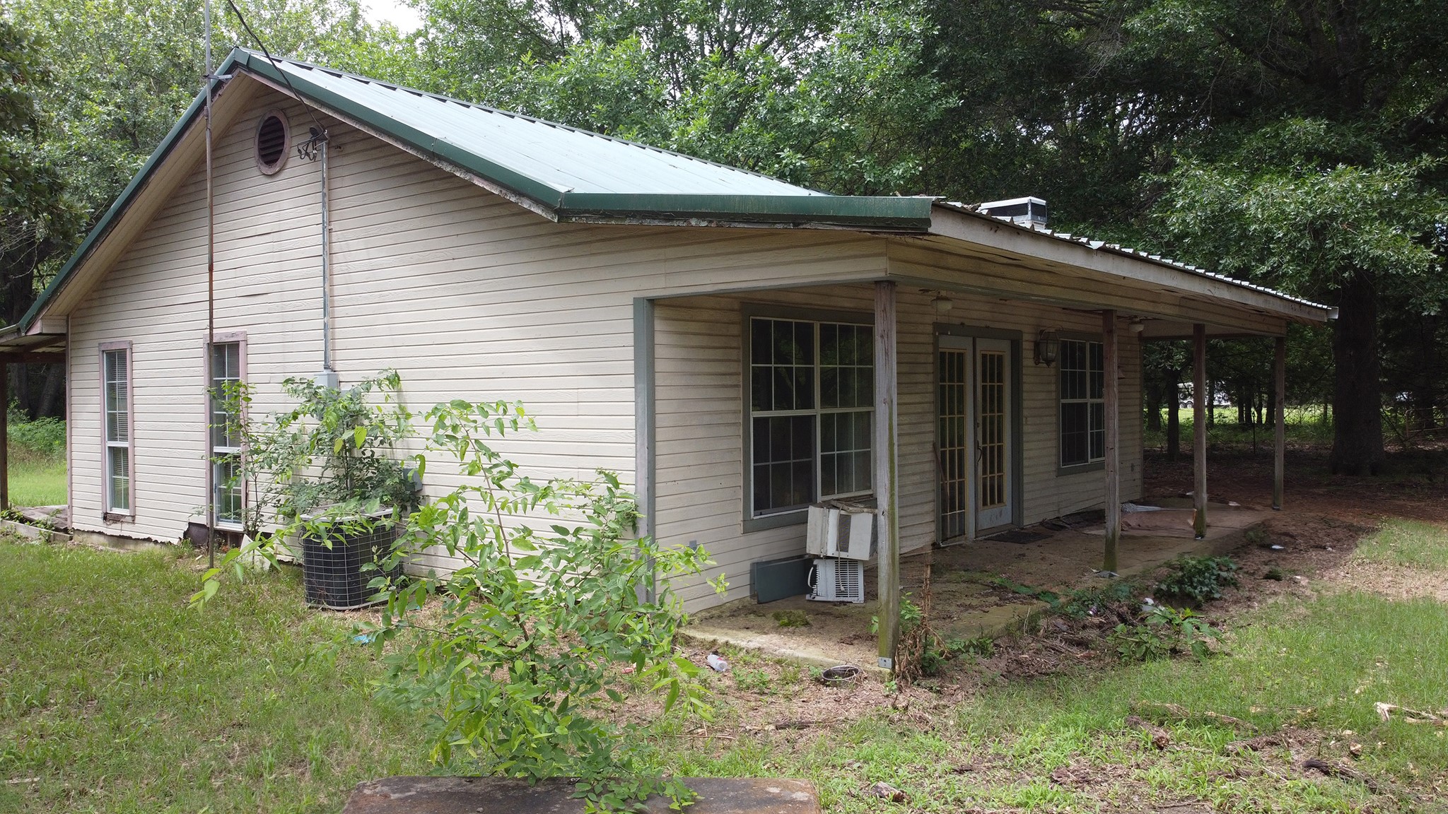9627 State Hwy 31 W