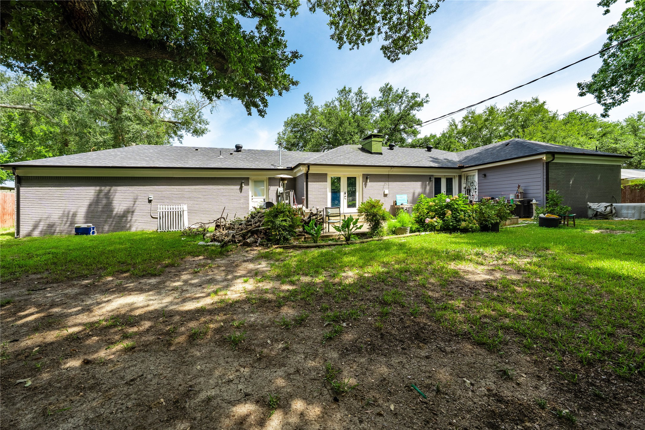 603 Mosley Drive