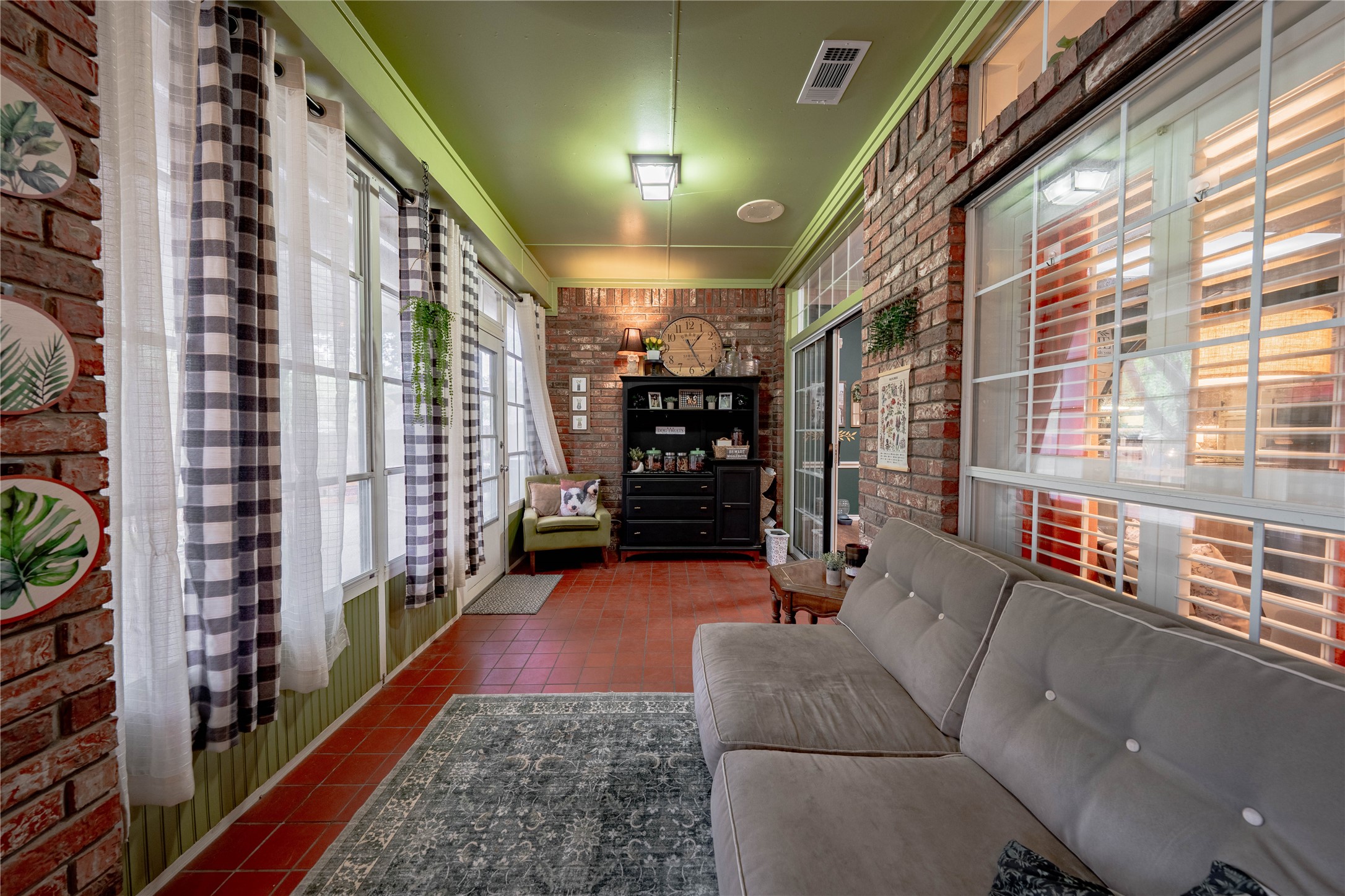 1108 Lonnie Drive