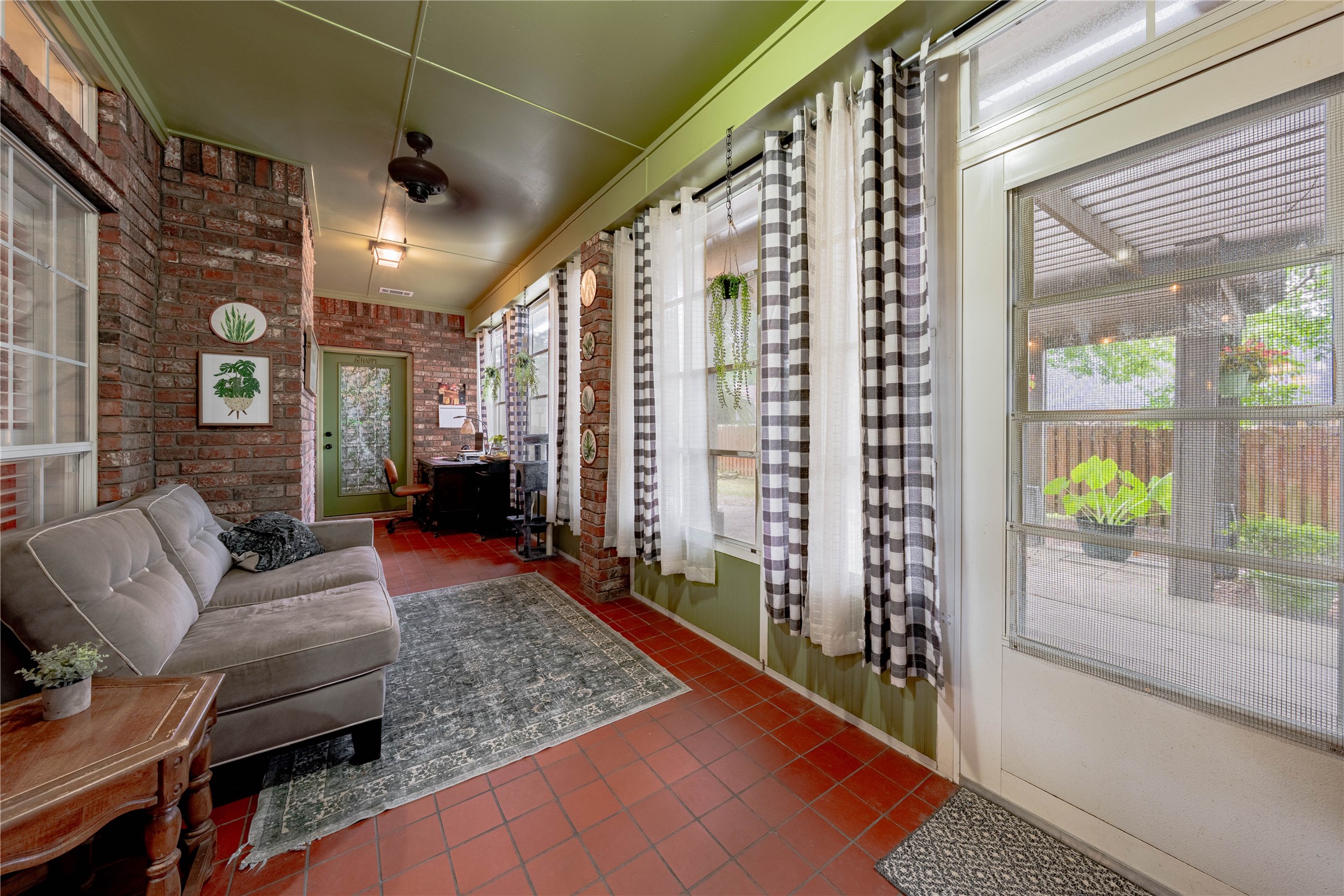 1108 Lonnie Drive