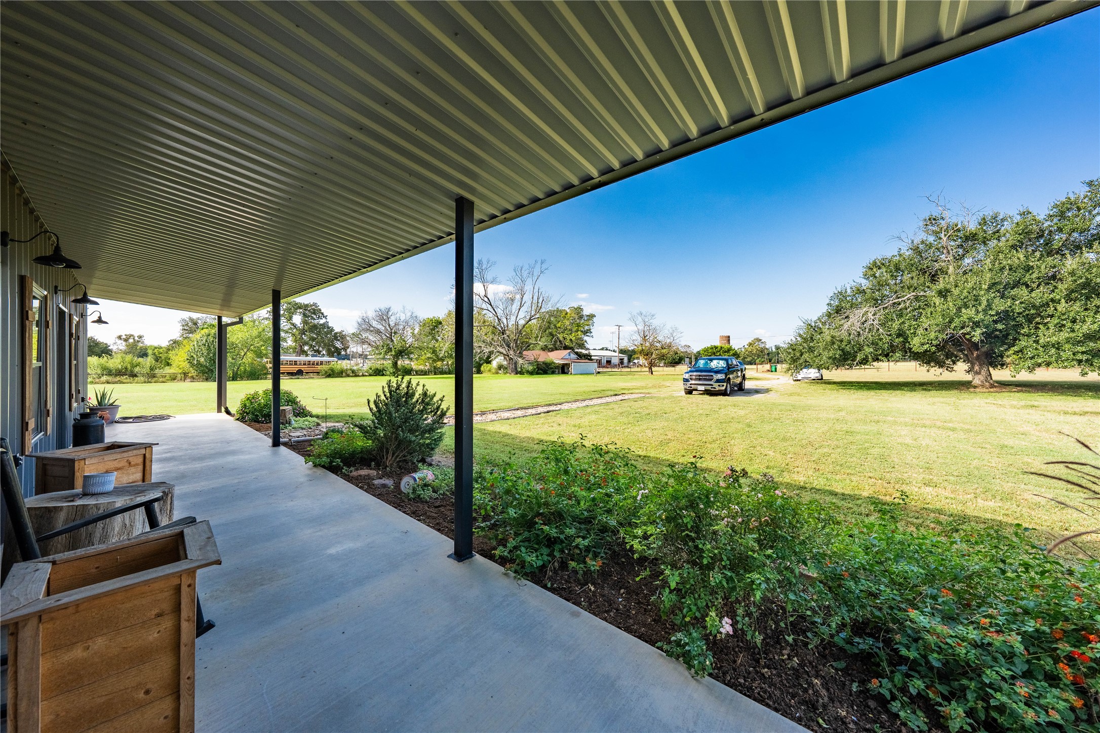 13085 County Road 1200