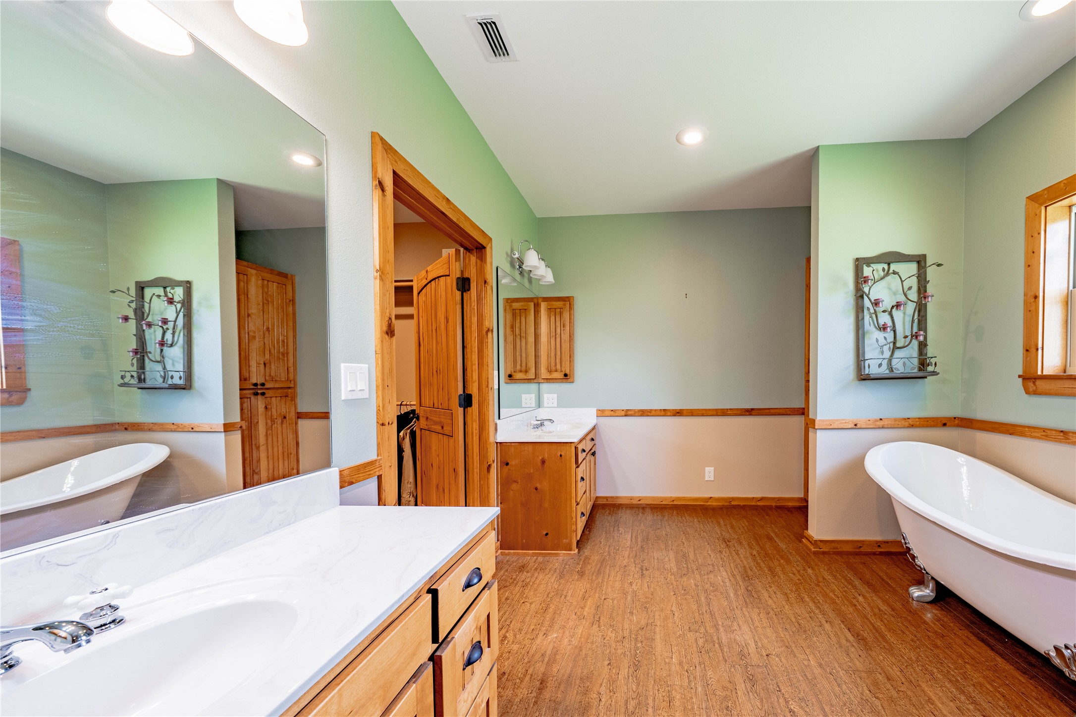 1730 County Road 1103