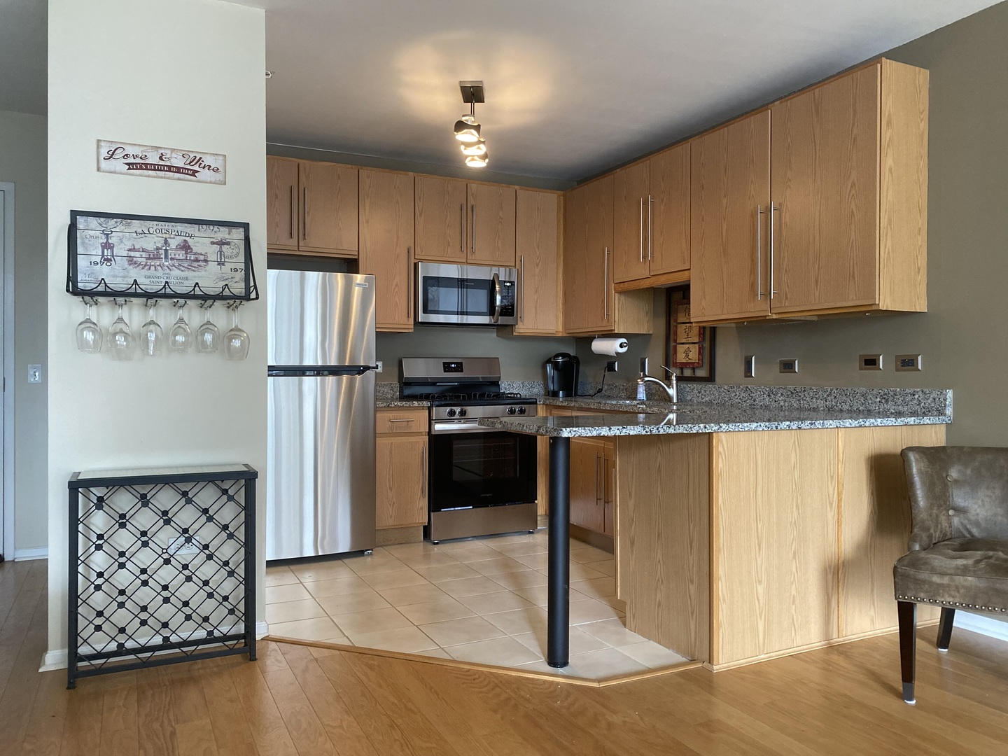 630 N STATE Street Unit: 2405