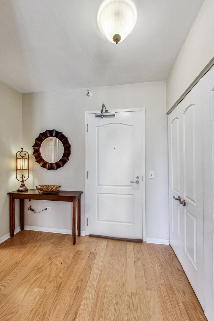 630 N STATE Street Unit: 2405