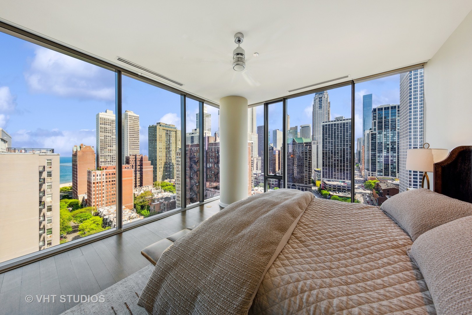 4 E Elm Street Unit: 15S