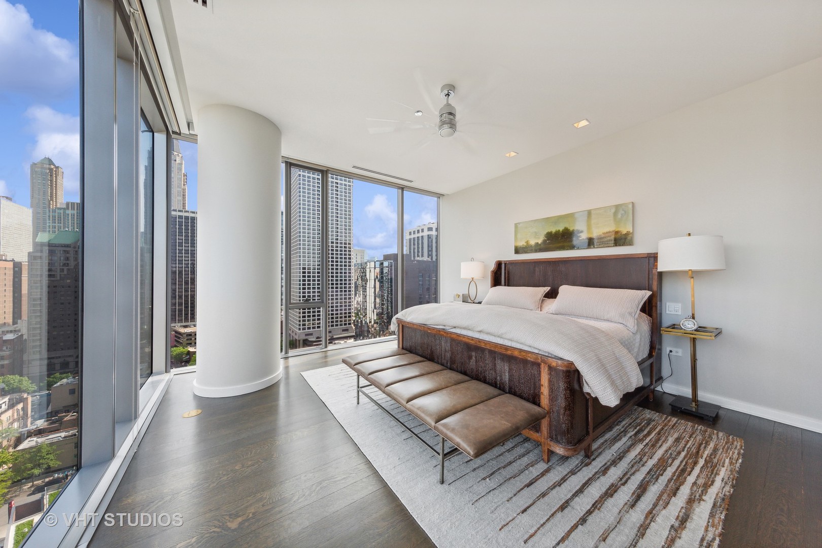 4 E Elm Street Unit: 15S