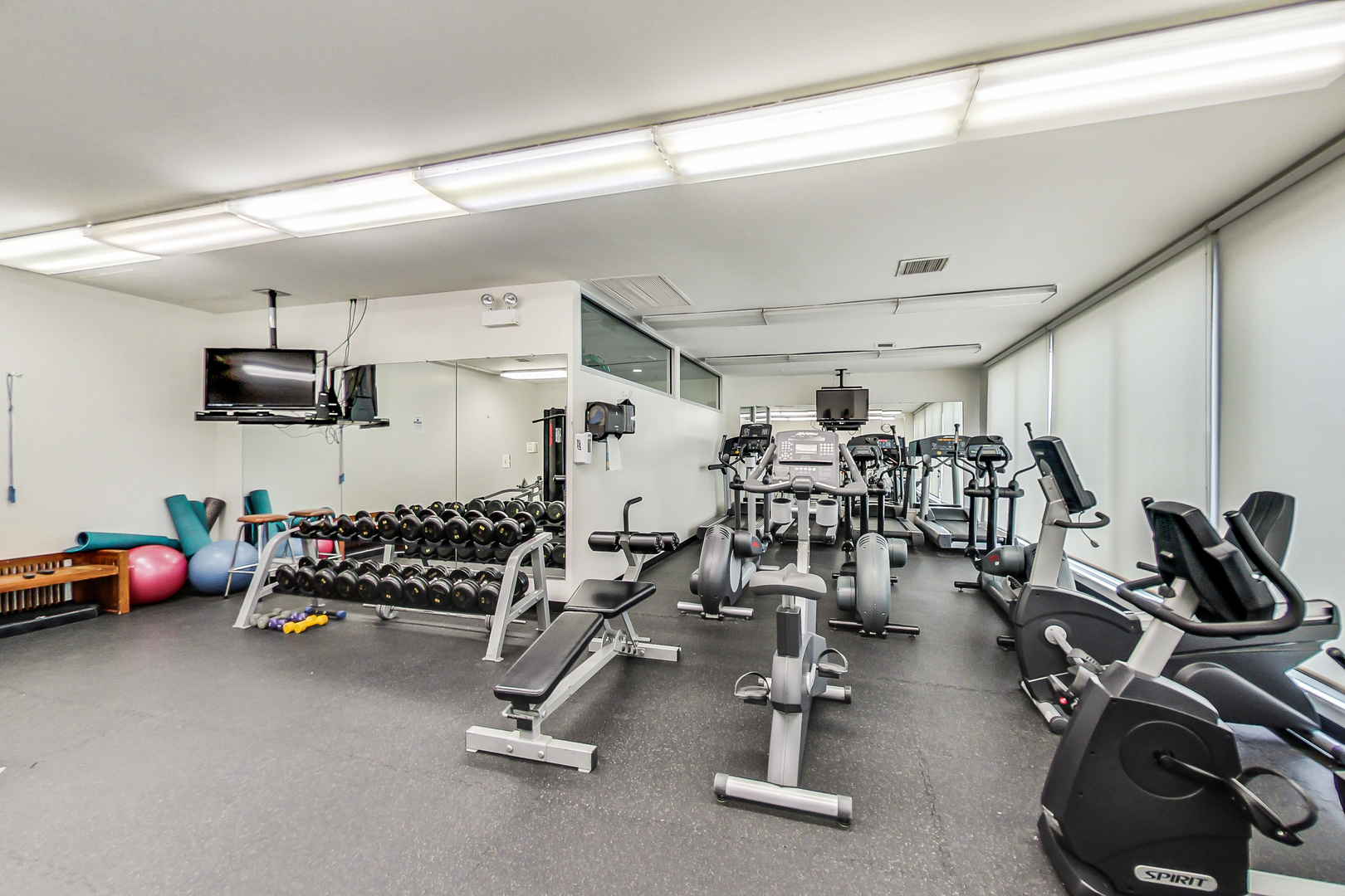 4800 S Chicago Beach Drive Unit: 805S