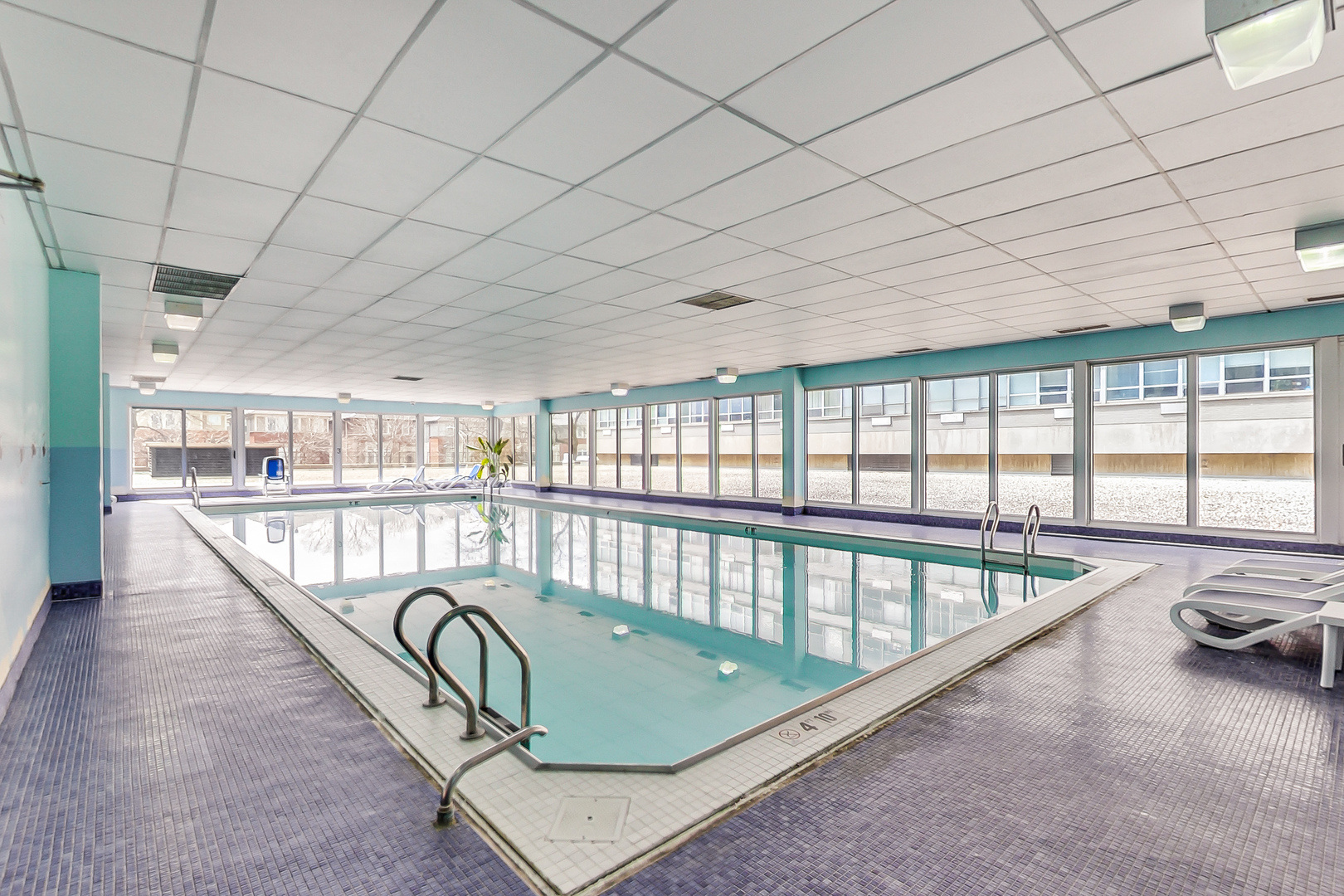 4800 S Chicago Beach Drive Unit: 805S