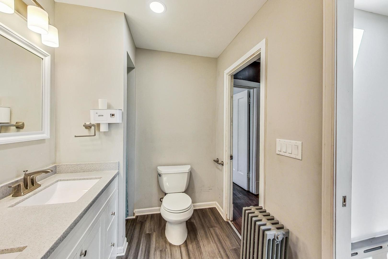 4931 W Melrose Street