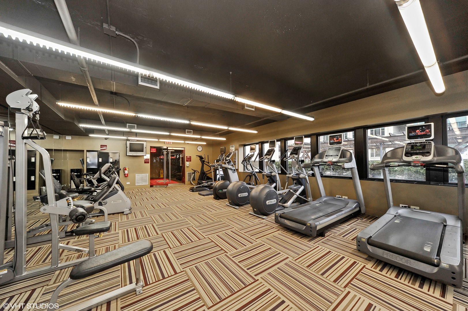 30 E Huron Street Unit: 2408