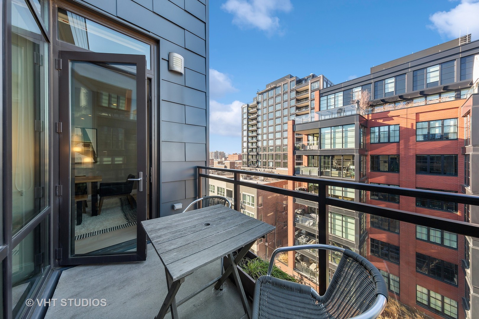 35 N Aberdeen Street Unit: PHN