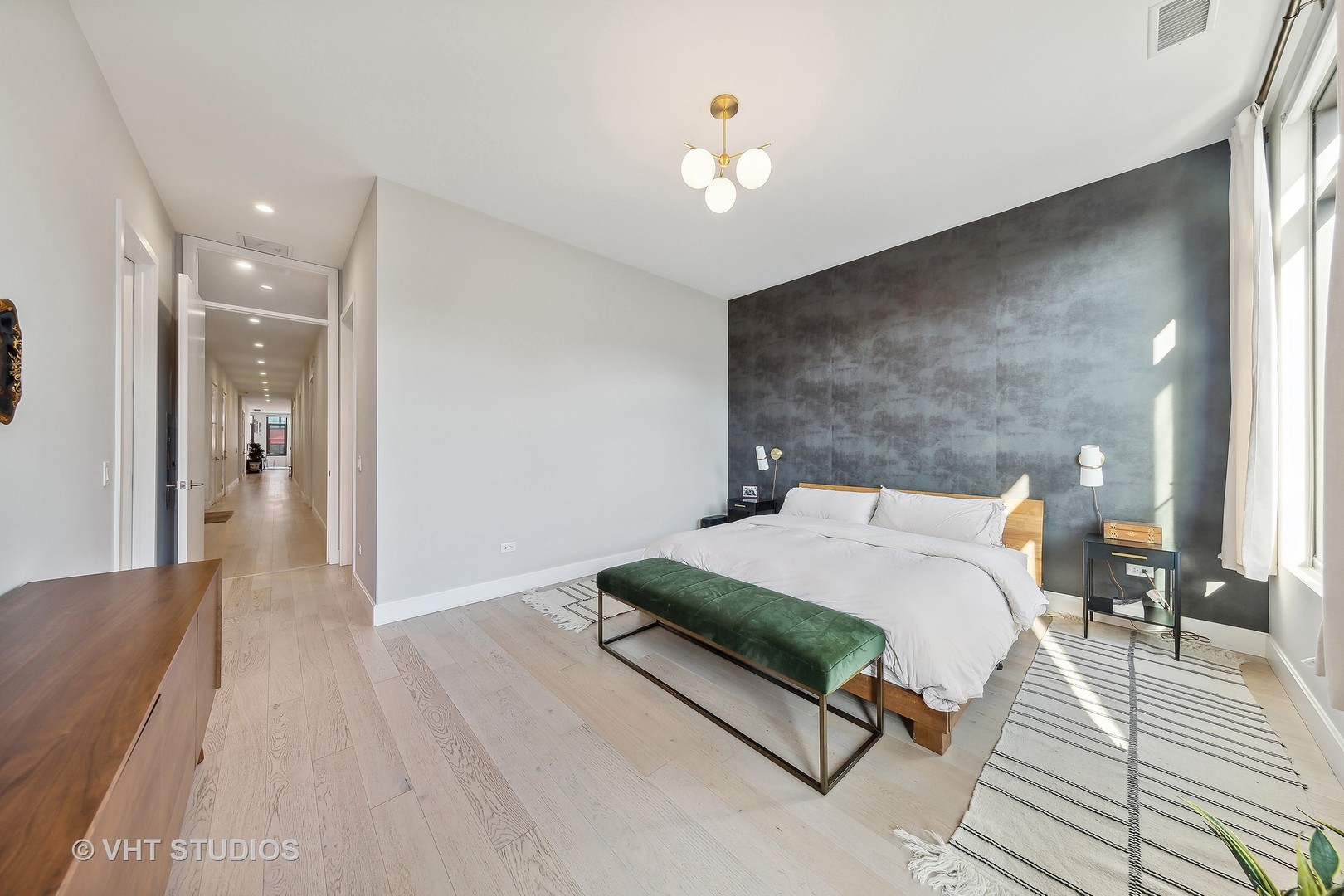 35 N Aberdeen Street Unit: PHN