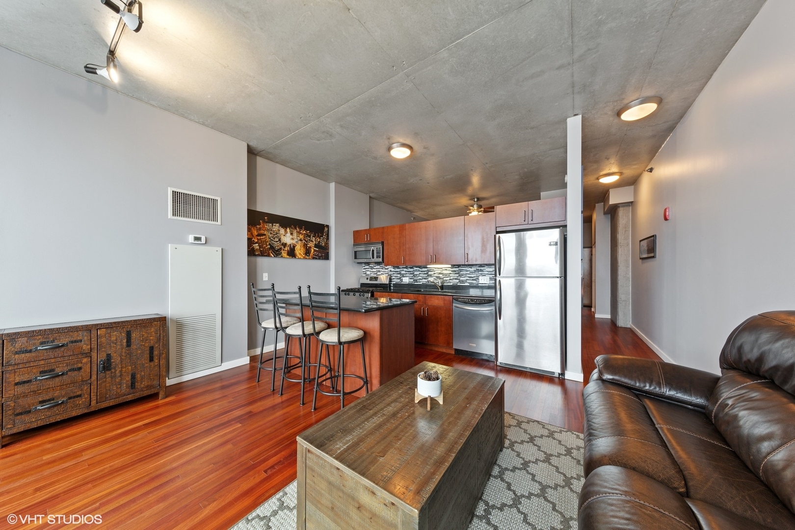 1720 S Michigan Avenue Unit: 1015