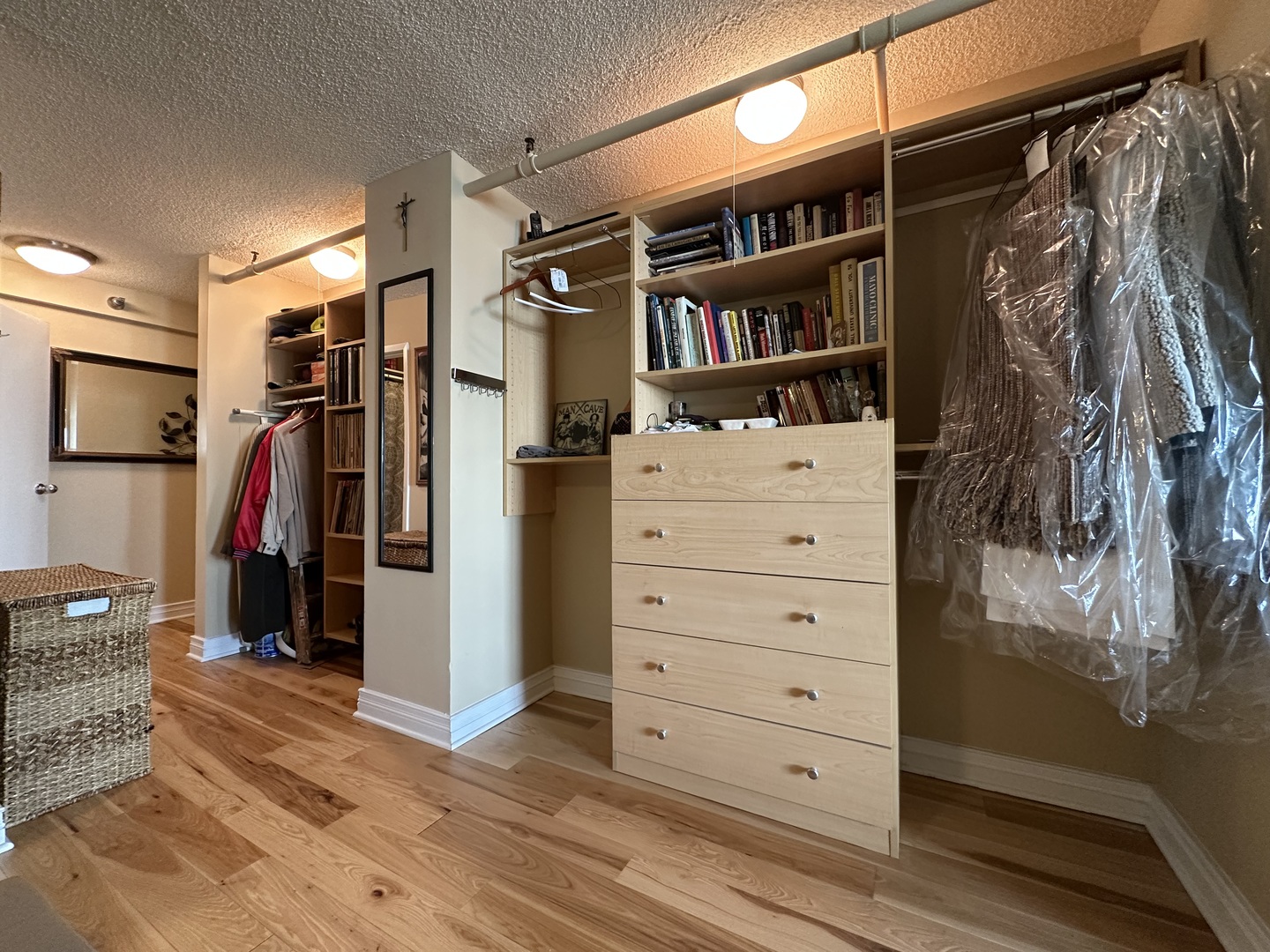 474 N Lake Shore Drive Unit: 2906
