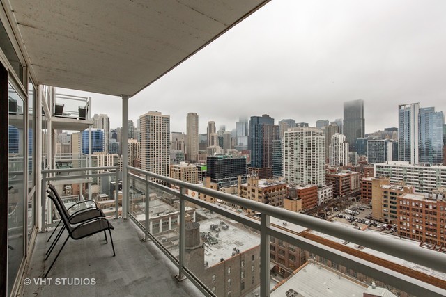 757 N Orleans Street Unit: 2002