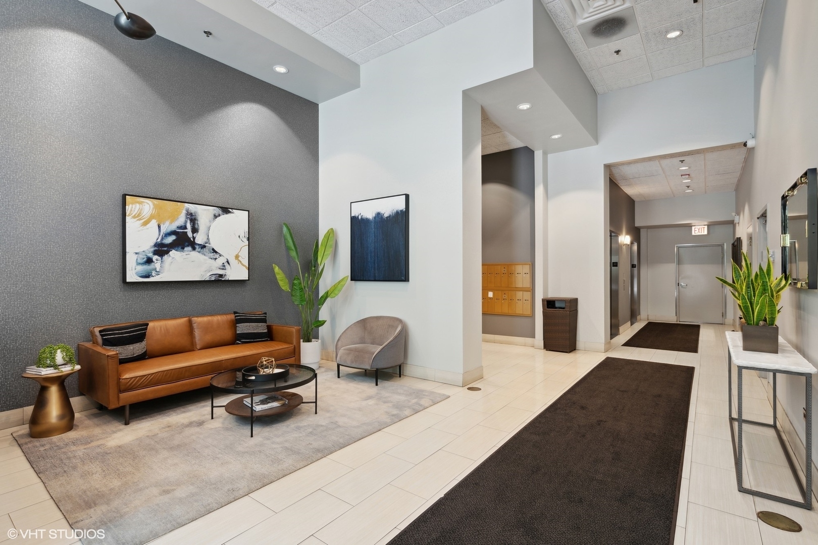 400 W Ontario Street Unit: 1606