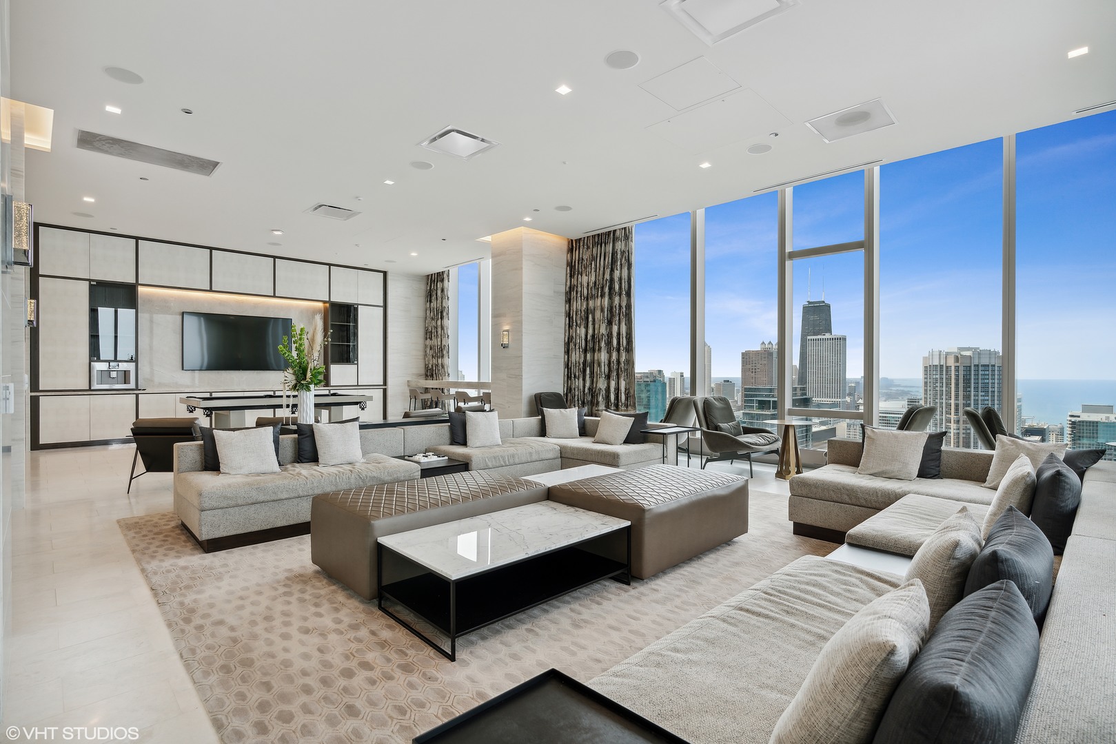 363 E Wacker Drive Unit: 3809