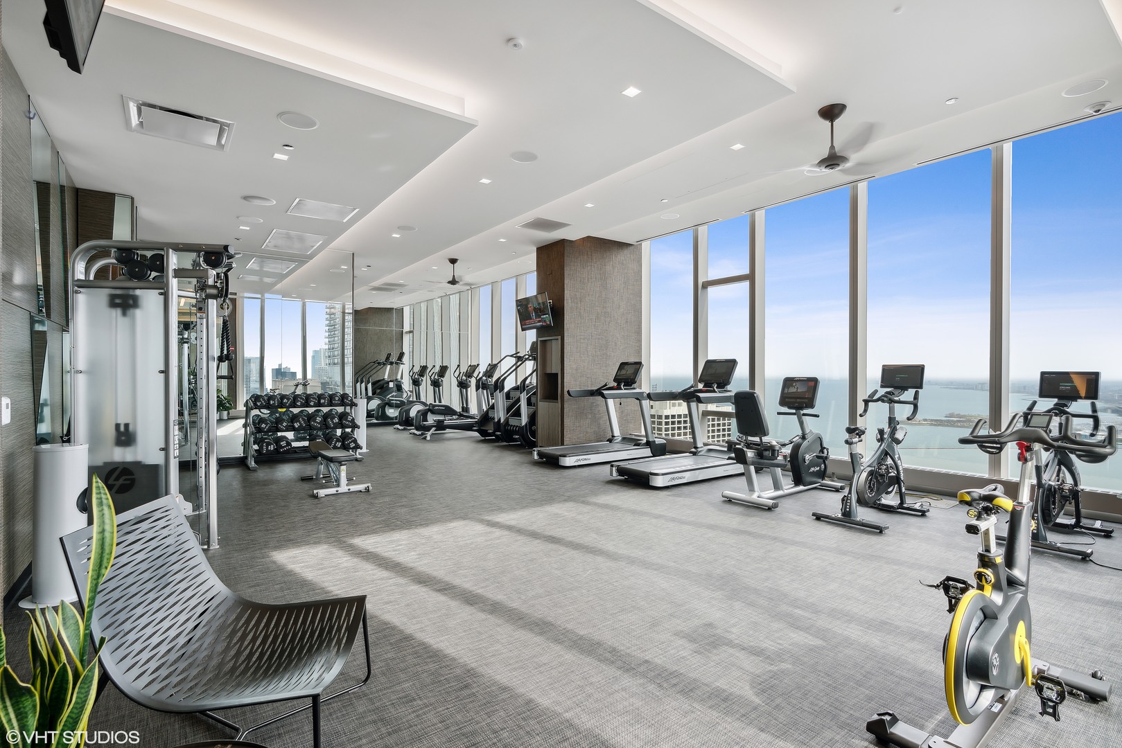 363 E Wacker Drive Unit: 3809