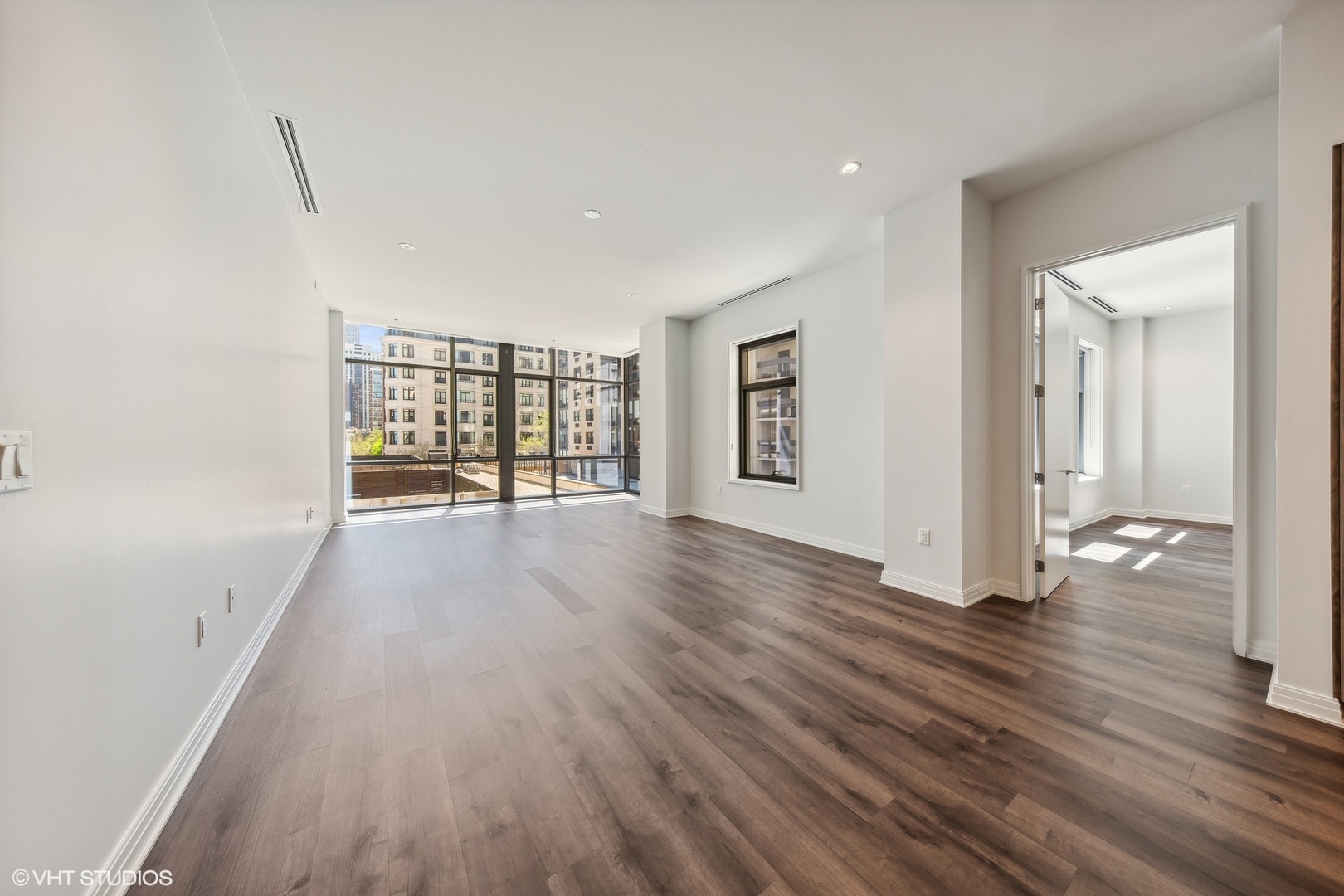 61 E Banks Street Unit: 307