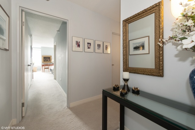 512 N McClurg Court Unit: 4010