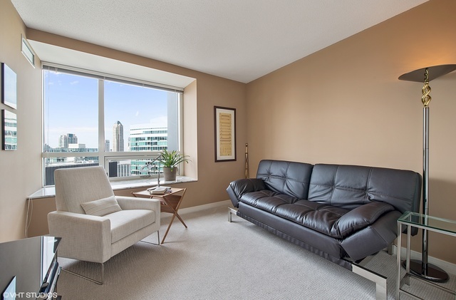 512 N McClurg Court Unit: 4010