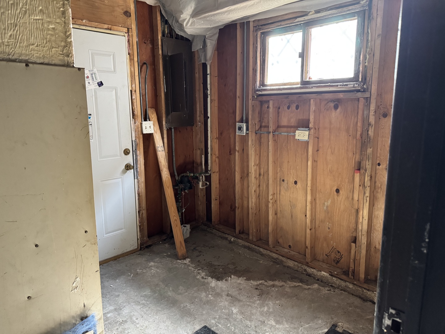 527 N Saint Louis Avenue