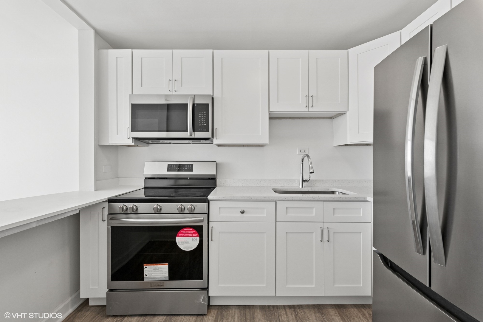 5445 N SHERIDAN Road Unit: 3307