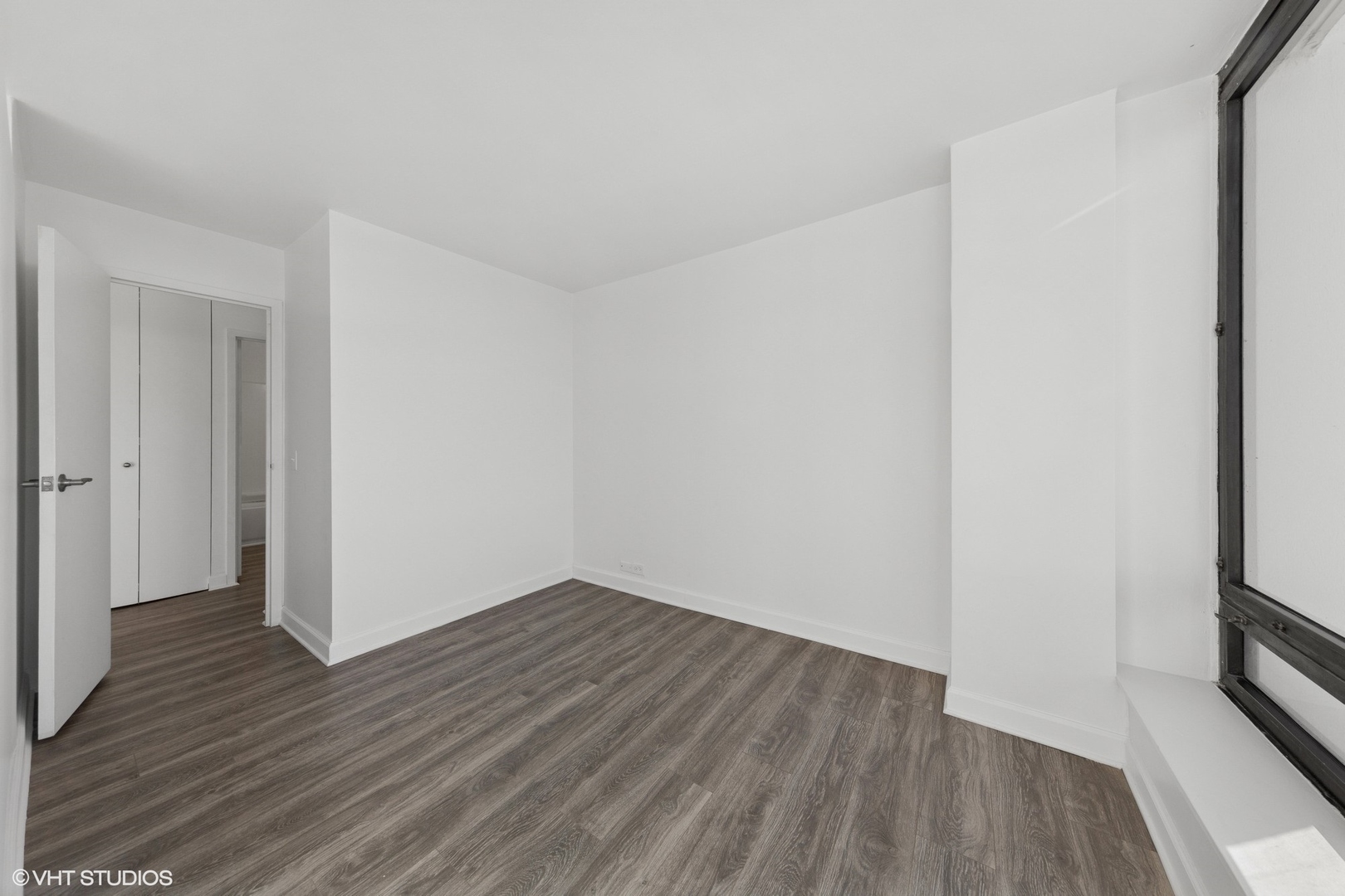 5445 N SHERIDAN Road Unit: 3307