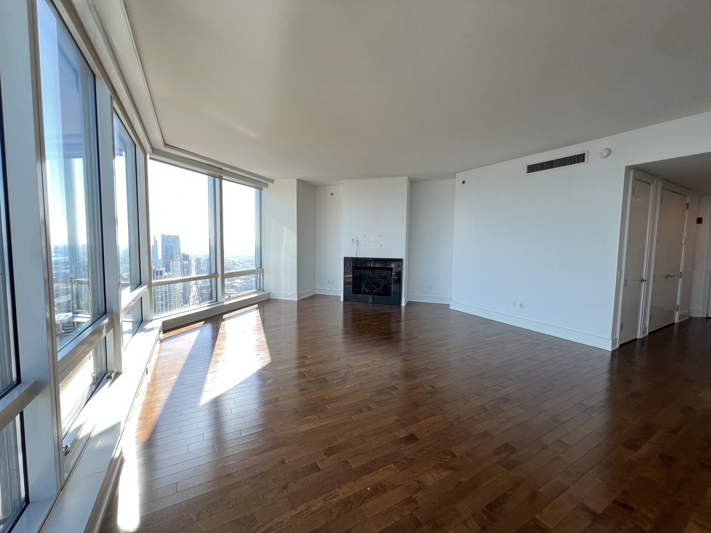 401 N Wabash Avenue Unit: 55G