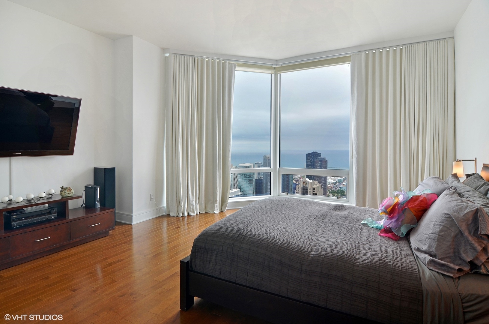 401 N Wabash Avenue Unit: 55G