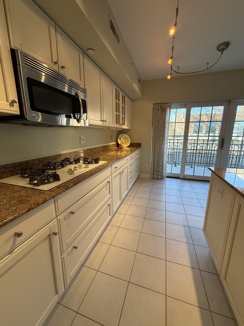 2021 Saint Johns Avenue Unit: 1A