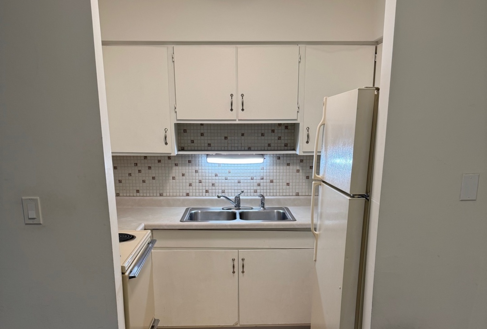 4036 N California Avenue Unit: 303