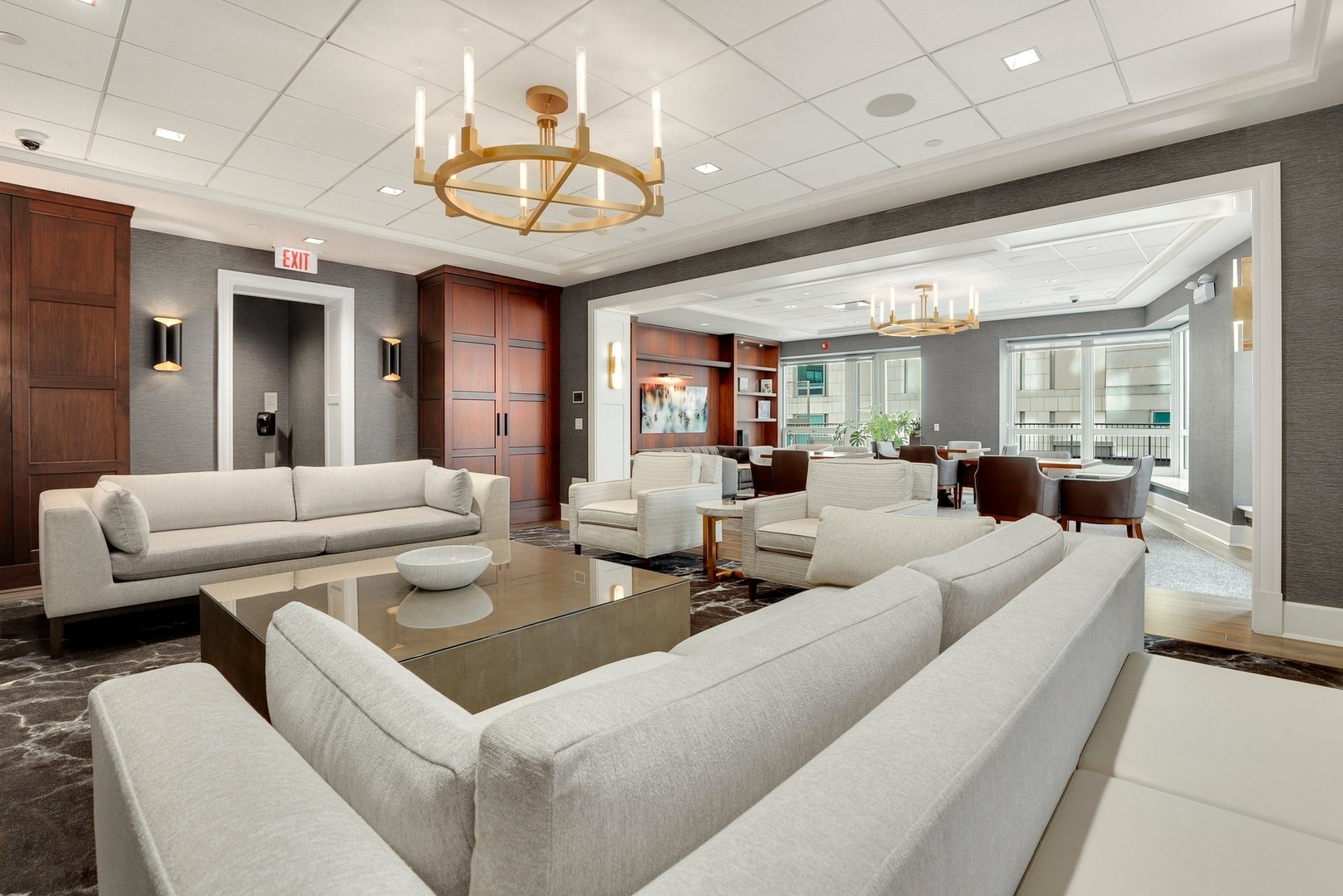 57 E DELAWARE Place Unit: 2901