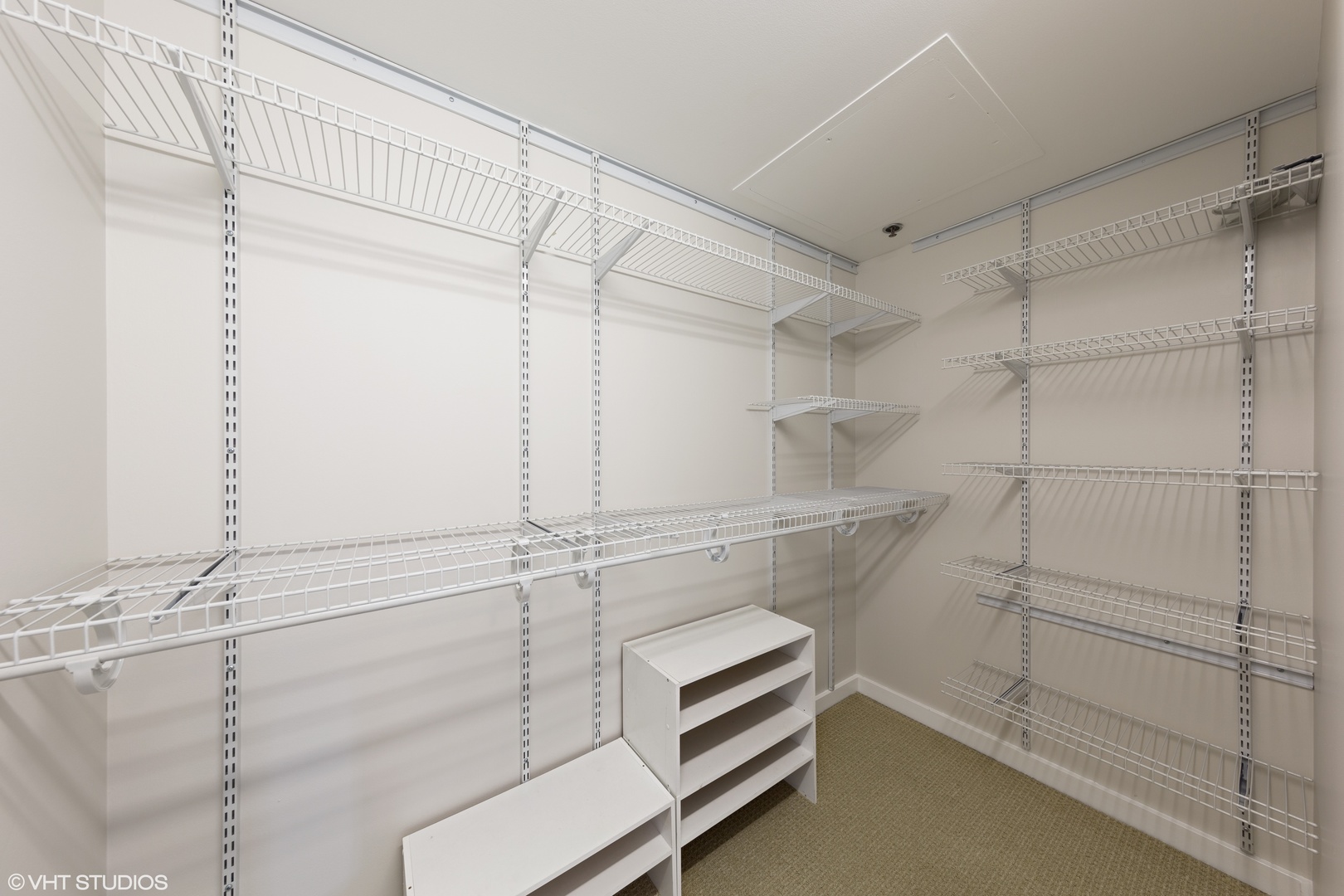 57 E DELAWARE Place Unit: 2901