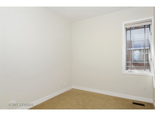 1440 N Wells Street Unit: F