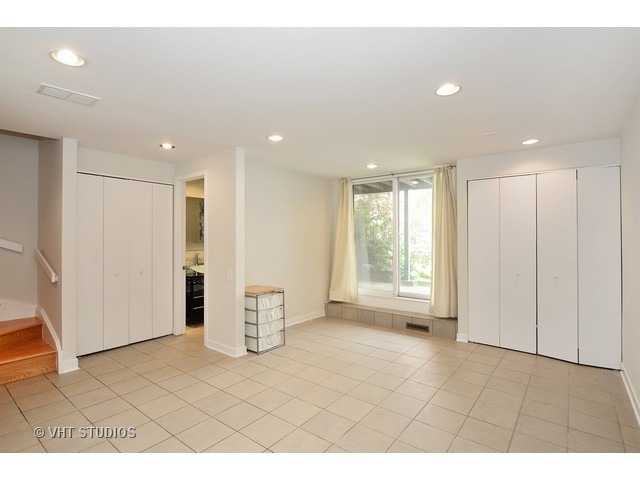 1440 N Wells Street Unit: F