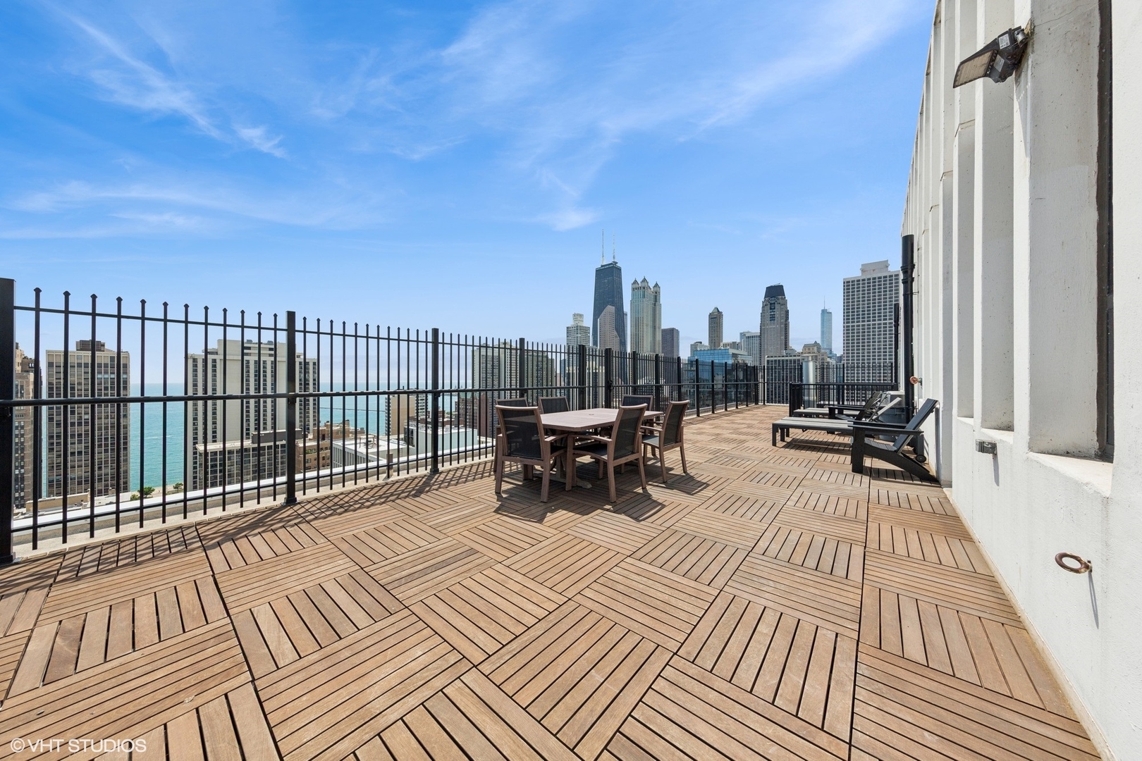 1230 N State Parkway Unit: 25C