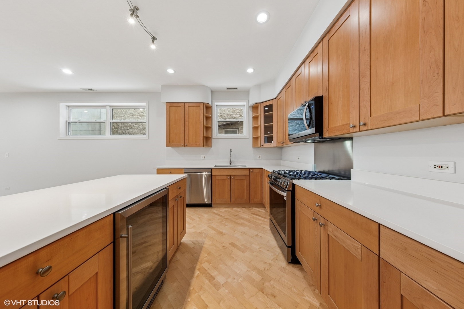 3976 S Ellis Avenue Unit: GS
