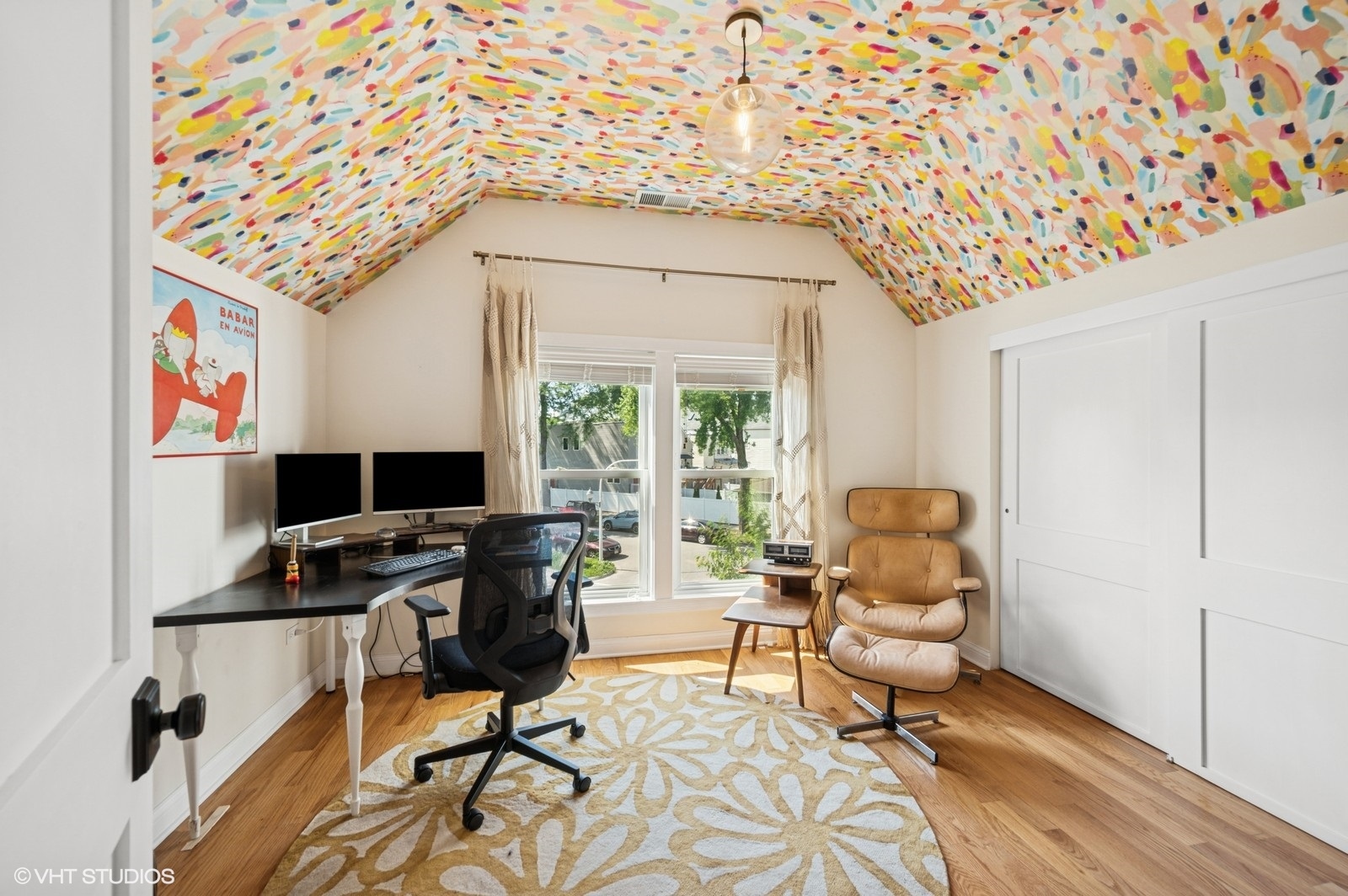 3067 N GRESHAM Avenue