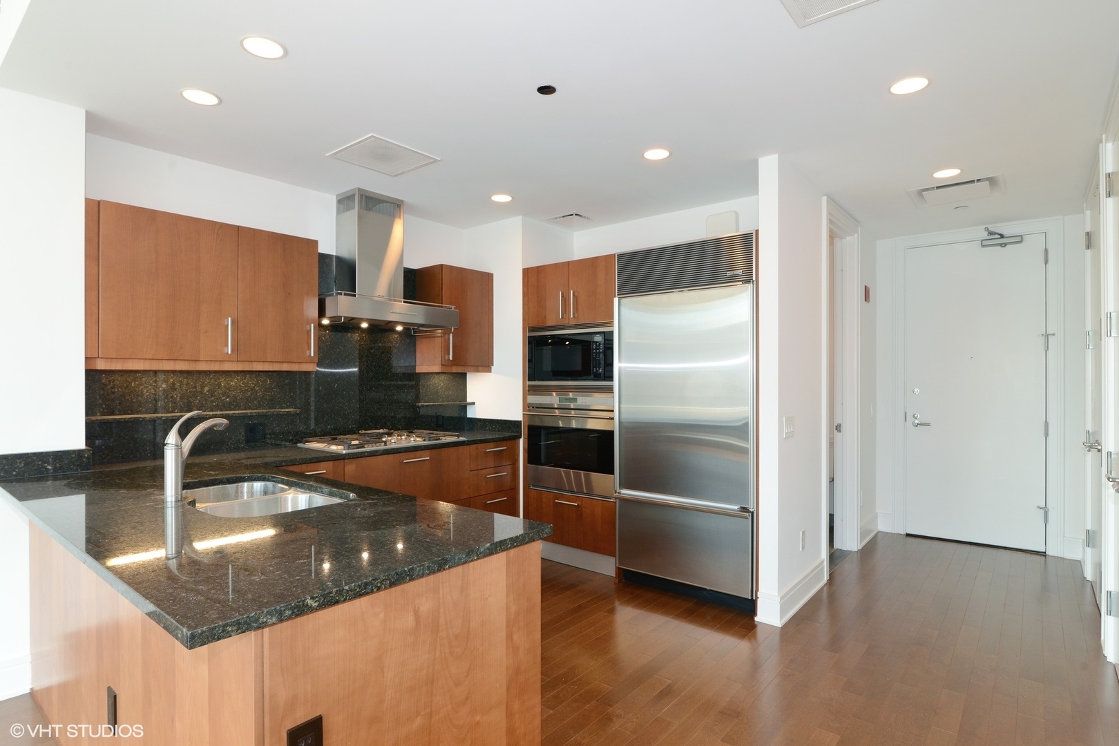 401 N WABASH Avenue Unit: 30-L