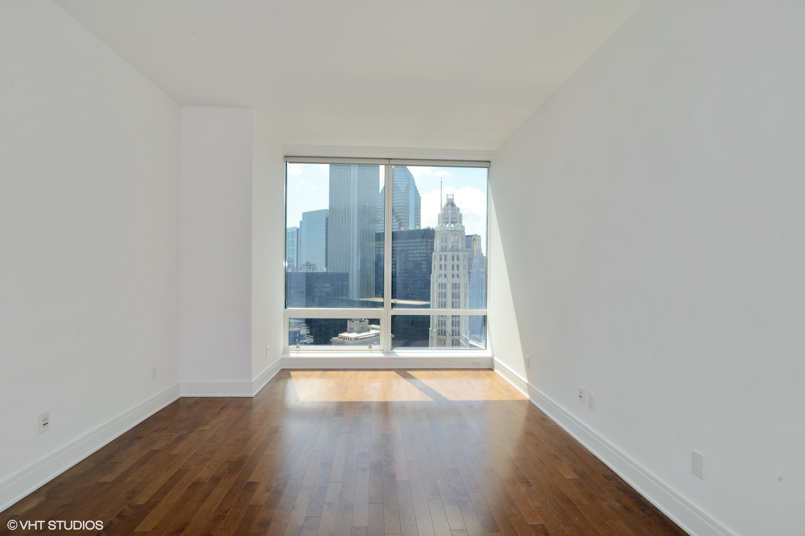 401 N WABASH Avenue Unit: 30-L