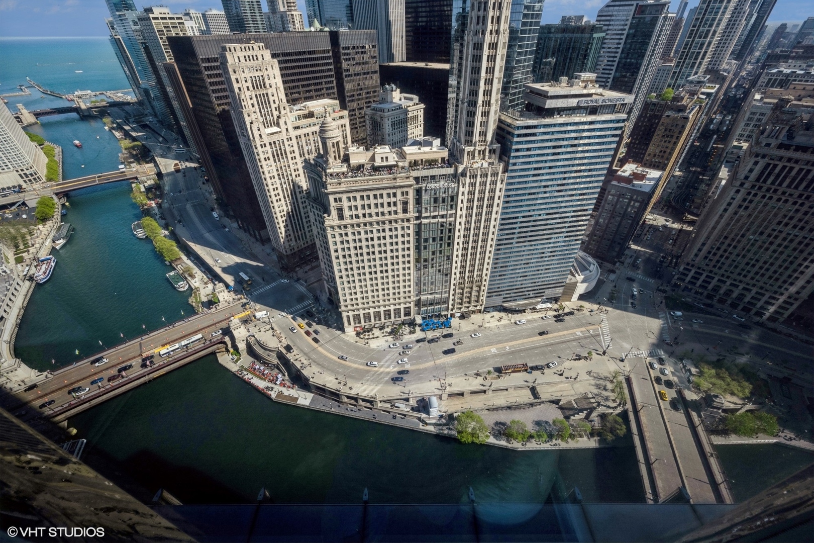 401 N WABASH Avenue Unit: 30-L