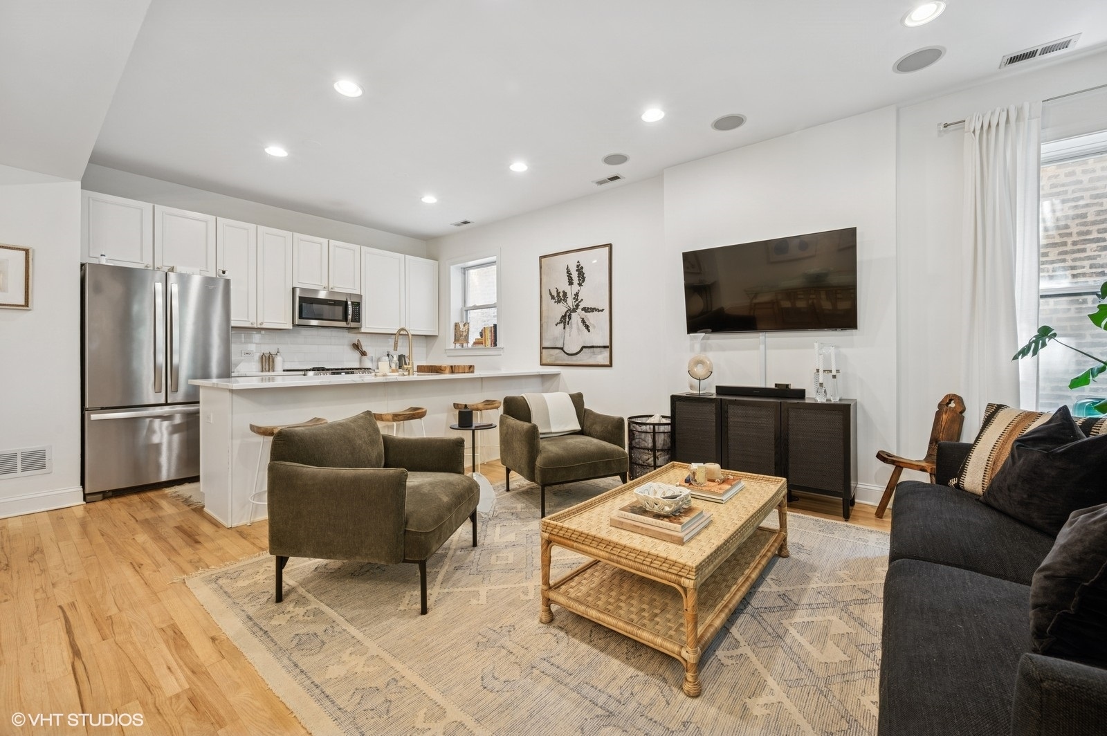 1523 N Wicker Park Avenue Unit: 1