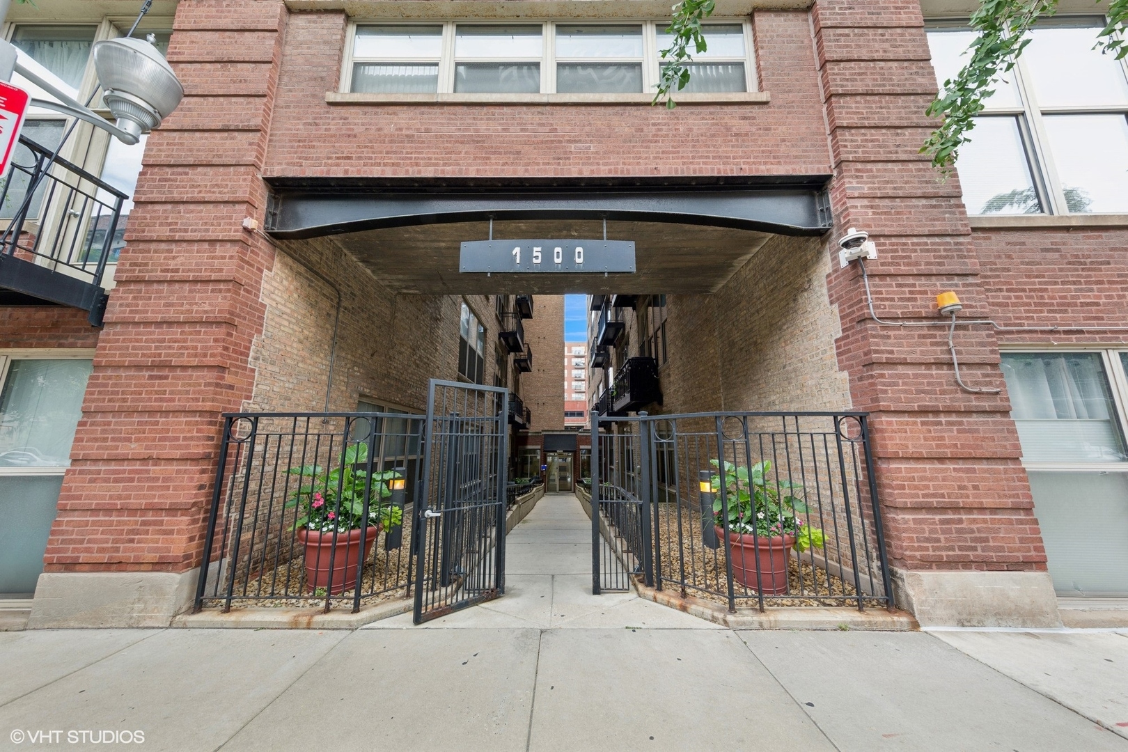 1500 W MONROE Street Unit: 217