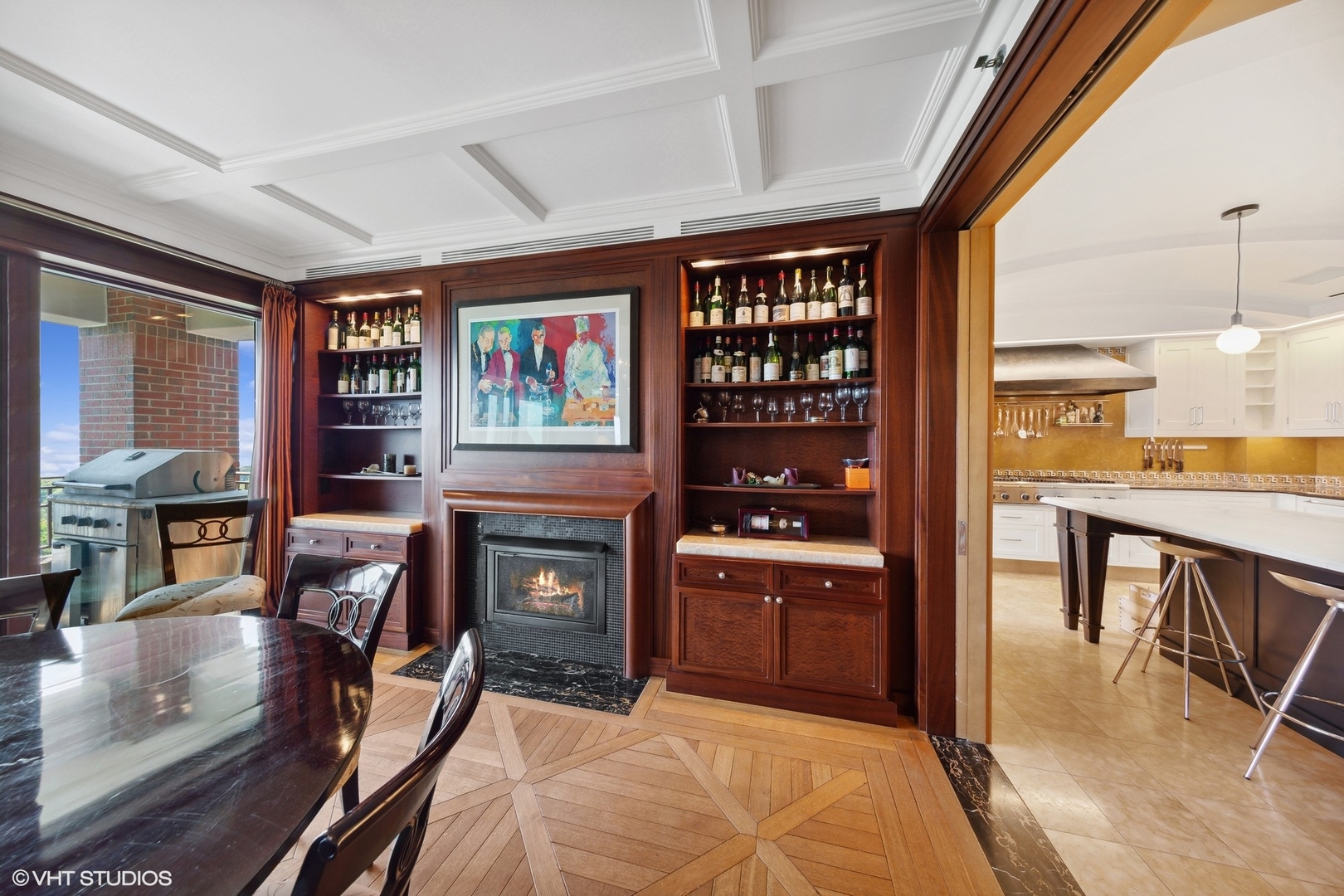 2120 N Lincoln Park West Unit: 14