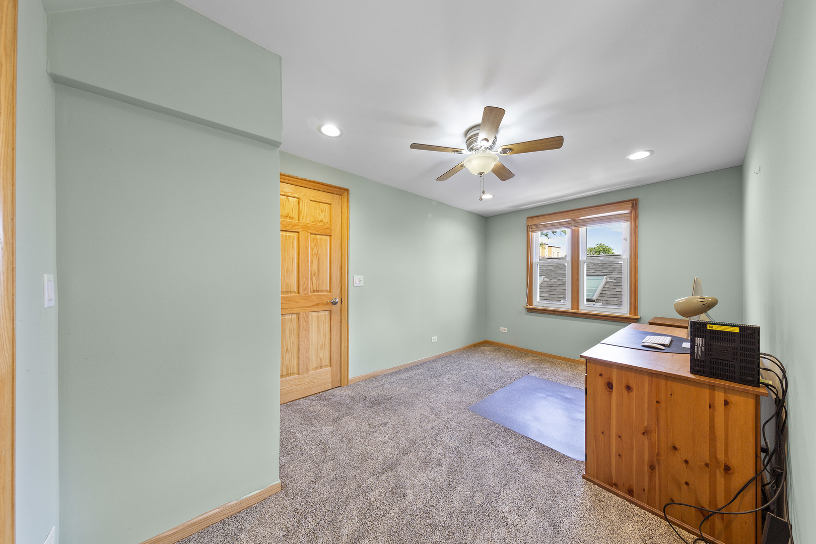 3919 N Oriole Avenue