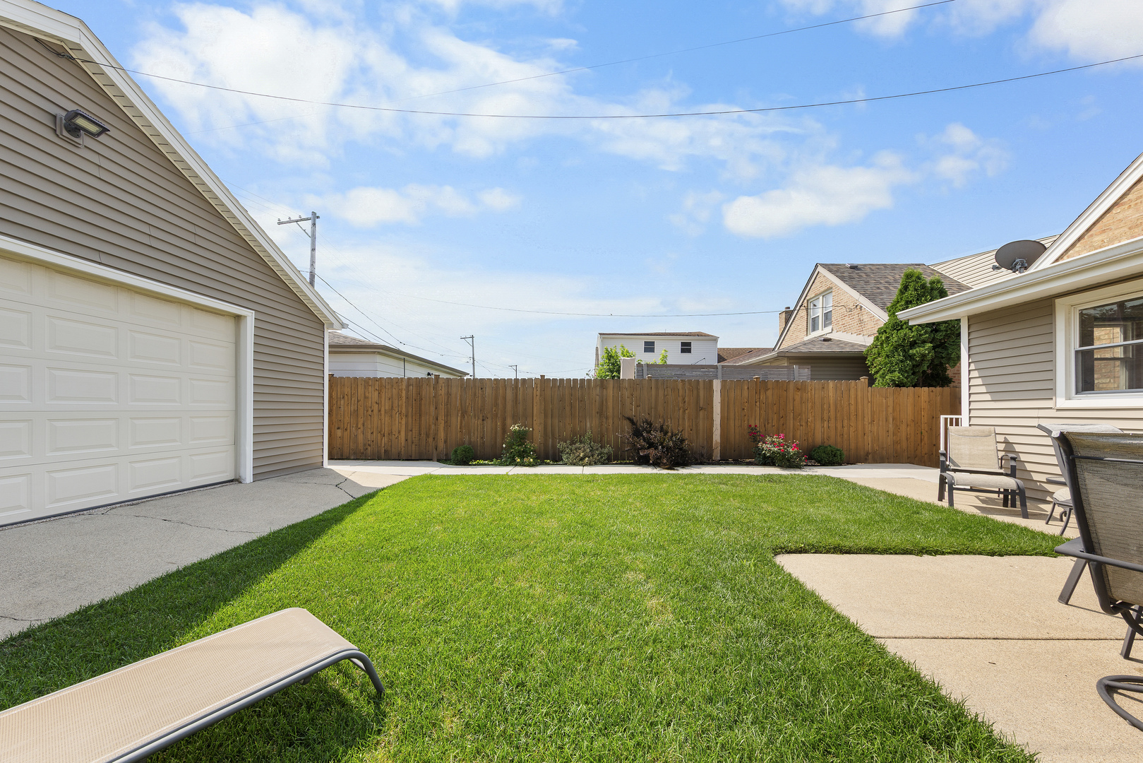 3919 N Oriole Avenue