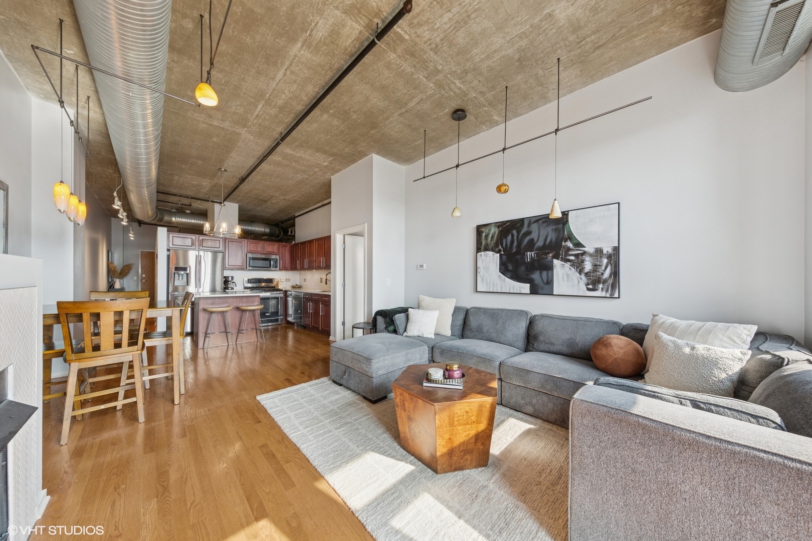 849 N Franklin Street Unit: 722